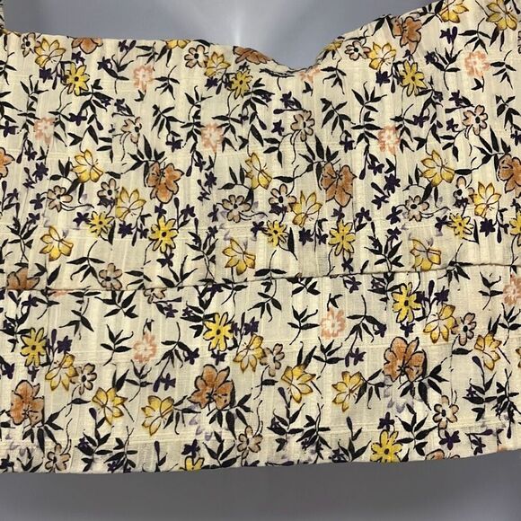 Minkpink Surrey Crop Top Cream Yellow Floral Side Zip Smocked Medium NWT Boho - Picture 7 of 12